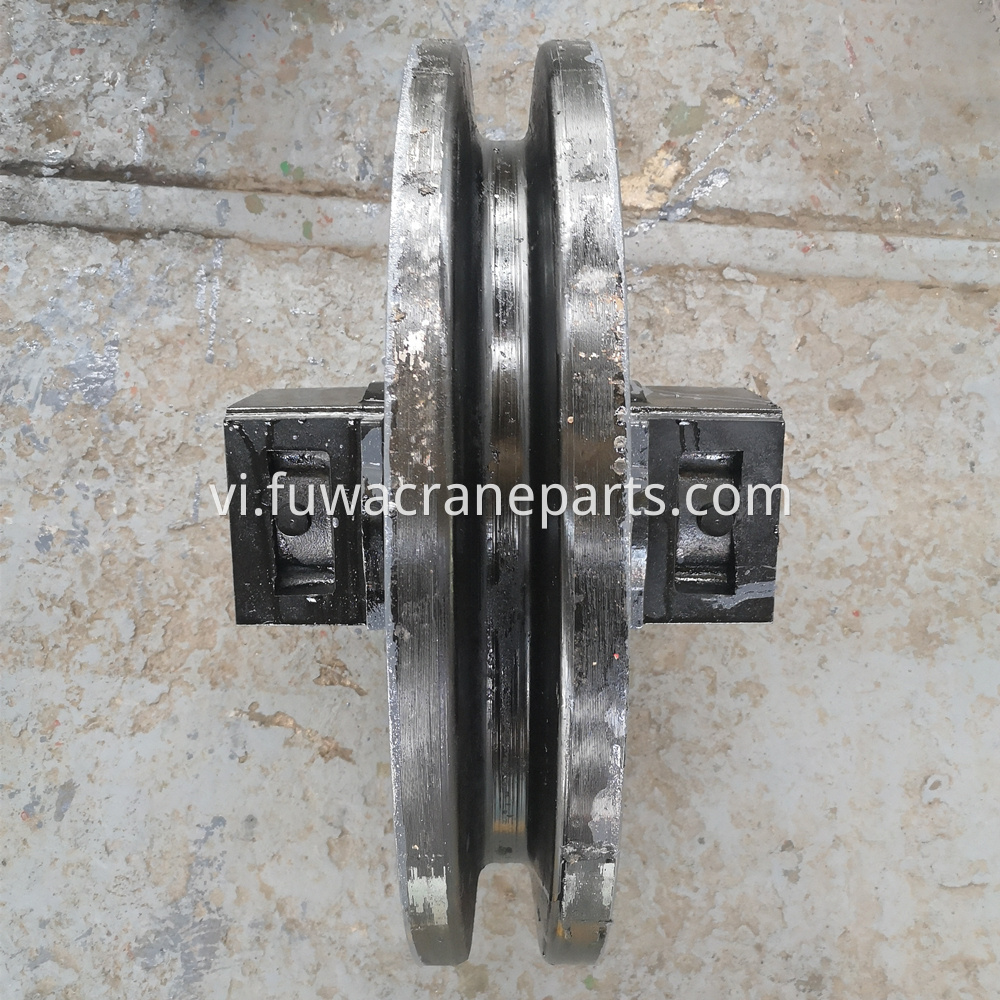 Fuwa Crawler Crane Front Idler Roller Pulley 2